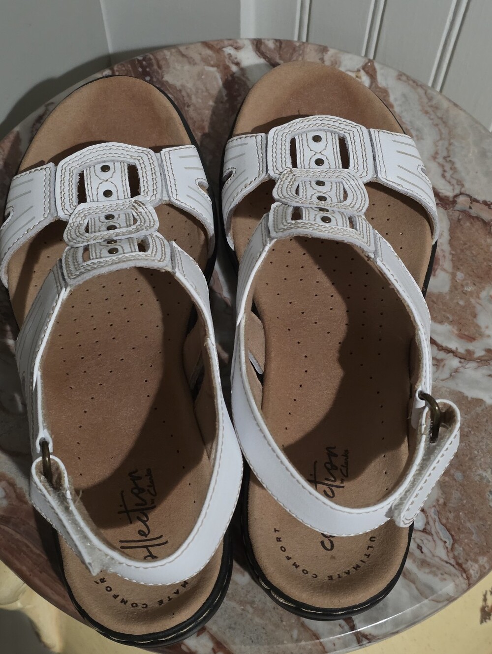Clarks Women's White Sandals - Picture 2 of 7